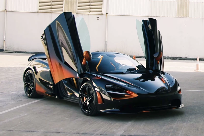 McLaren 750S Spider MSO Orange Coriolis. 