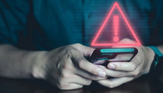 Cẩn thận bị tấn công khi bật Wifi liên tục