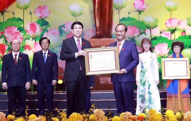Chủ tịch Tập đoàn Phú Cường Kiên Giang nhận danh hiệu Anh hùng Lao động