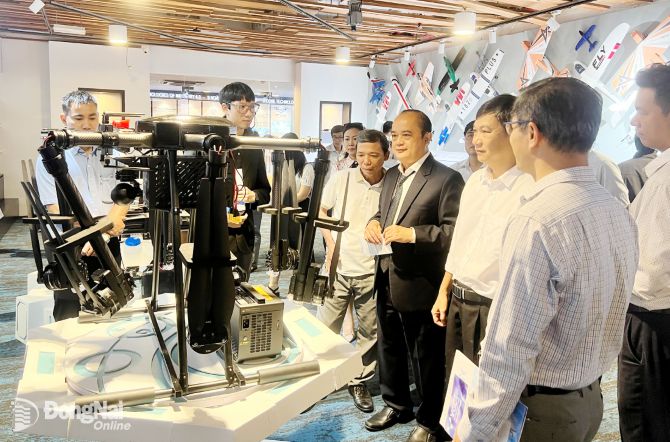 Đồng Nai đẩy mạnh hợp tác để chuyển đổi số