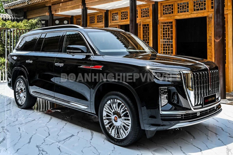 Hongqi Golden Sunflower National Glory SUV 2026.