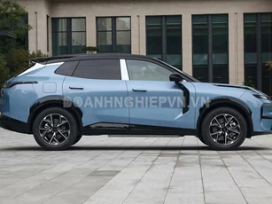 SUV hạng D công suất 612 mã lực, giá hơn 600 triệu đồng