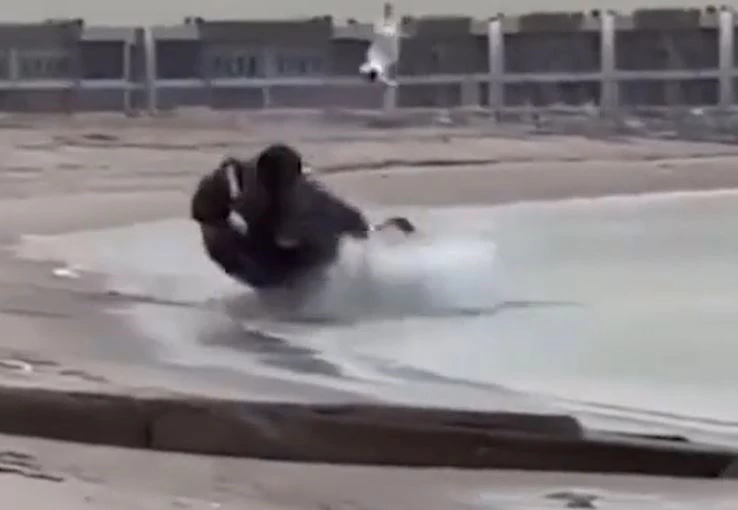 Ảnh cắt từ clip.