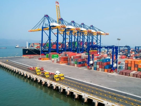 Động lực cho xuất nhập khẩu bứt phá