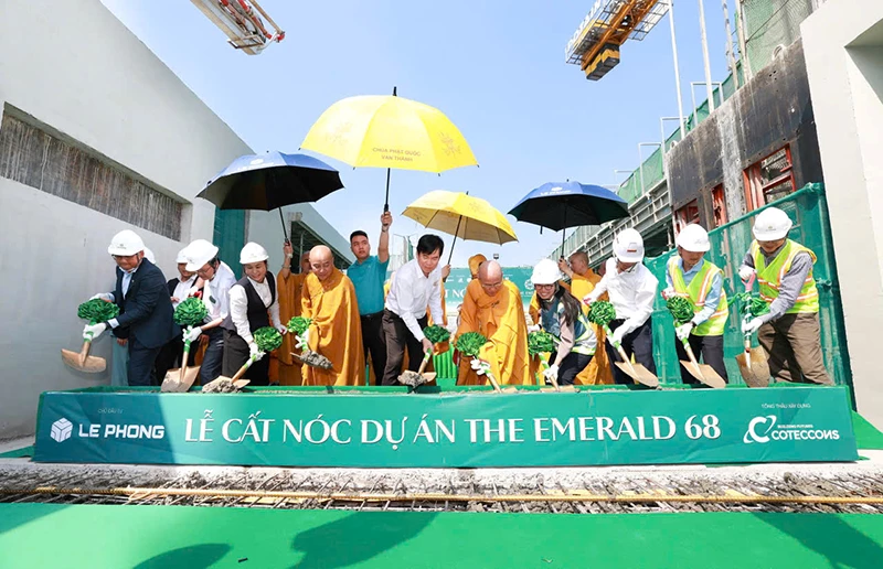 Dự án The Emerald 68 sở hữu không gian xanh mát với hàng chục tiện ích thời thượng, nâng tầm đẳng cấp sống cho cư dân.