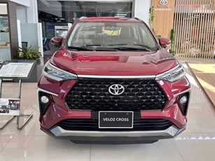 Toyota Việt Nam bán hơn 74.000 xe năm 2025, doanh số hybrid tăng bứt phá