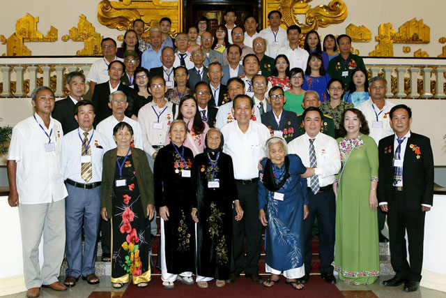 Hai mức quà tặng cho người có công với cách mạng dịp Tết Nguyên đán 