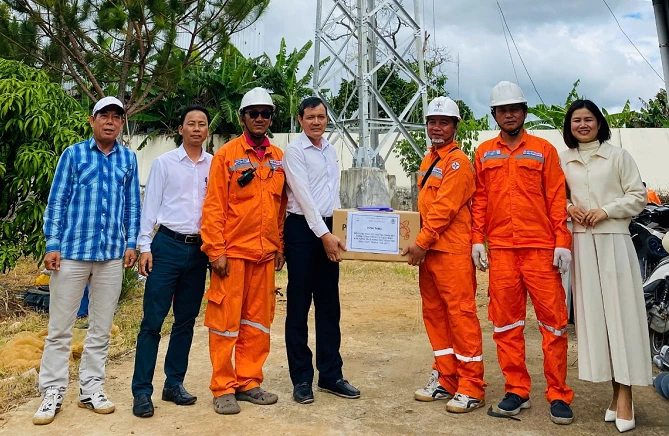 EVNSPC cũng đặc biệt quan tâm, chăm lo đời sống CBNV, người lao động