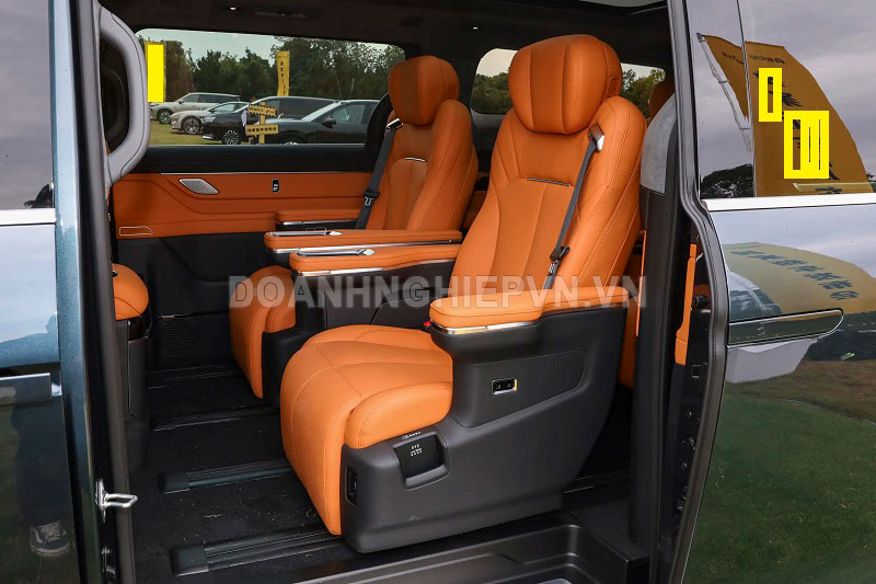 ‘Chuyên cơ mặt đất’ dài gần 5,4 mét, công suất 456 mã lực, giá 1,2 tỷ đồng