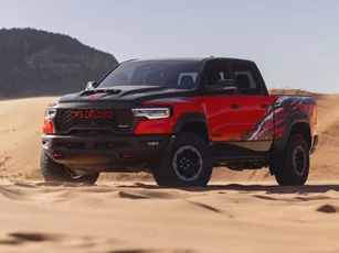 Xe bán tải công suất 777 mã lực, giá hơn 2,6 tỷ đồng