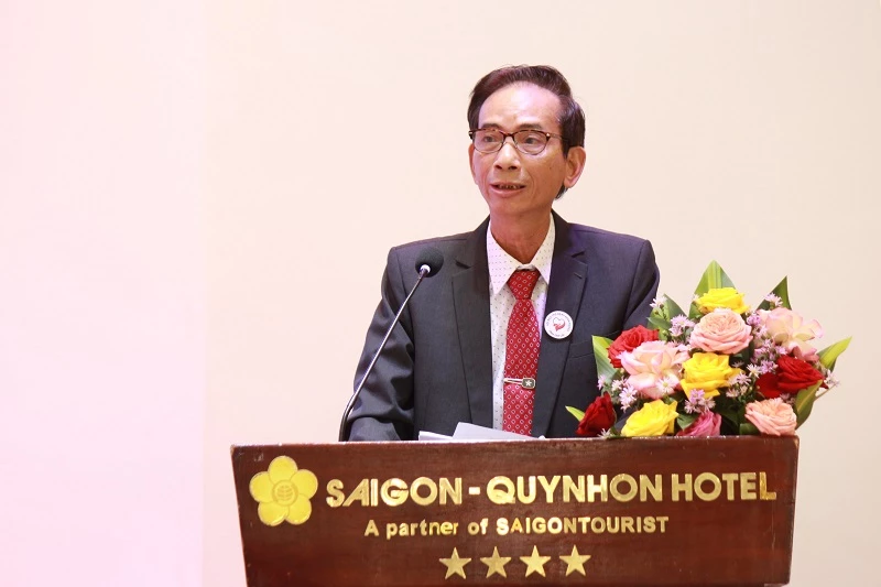 Ông Trần Đình Ký - Phó Chủ tịch kiêm Tổng thư ký Hội Bảo trợ bệnh nhân nghèo tỉnh Gia Lai, báo cáo hoạt động.