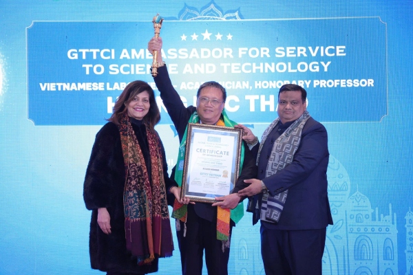 Chủ tịch VST Hoàng Đức Thảo được vinh danh 'Đại sứ phụng sự Khoa học - Công nghệ'