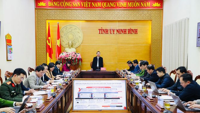 
Ninh Bình thảo luận về chiến lược đột phá đổi mới sáng tạo và chuyển đổi số 