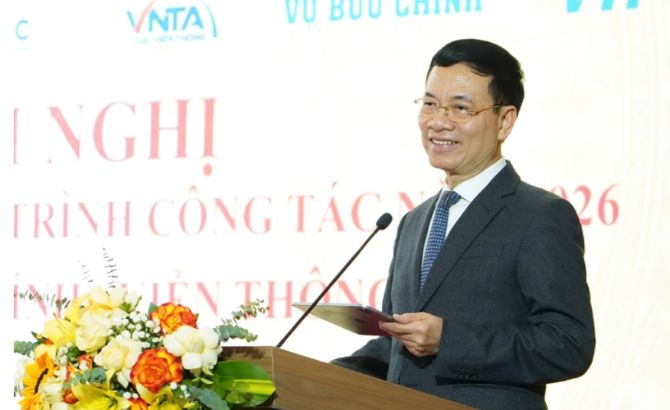 Bộ trưởng Nguyễn Mạnh Hùng: Chuyển viễn thông từ hạ tầng kết nối sang hạ tầng số