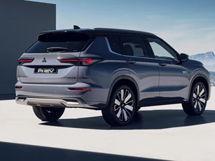 SUV Mitsubishi công suất 248 mã lực, di chuyển 72km không cần đổ xăng, giá hơn 950 triệu đồng