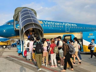 Hàng không tăng tốc phục vụ Tết Bính Ngọ