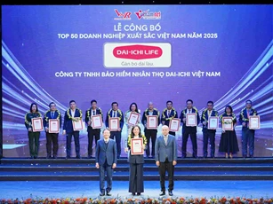Dai-ichi Life đạt danh hiệu Top 500 Doanh nghiệp lớn nhất Việt Nam 2025