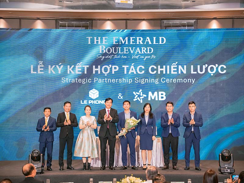 Lê Phong Group ký kết hợp tác chiến lược phát triển dự án The Emerald Boulevard