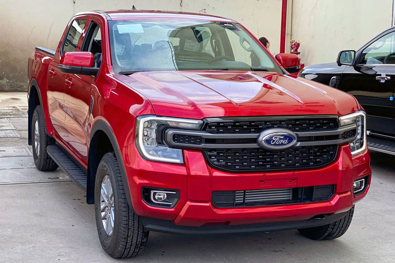 Ford Ranger áp đảo doanh số xe bán tải Việt Nam 2025, chiếm gần 70% thị phần