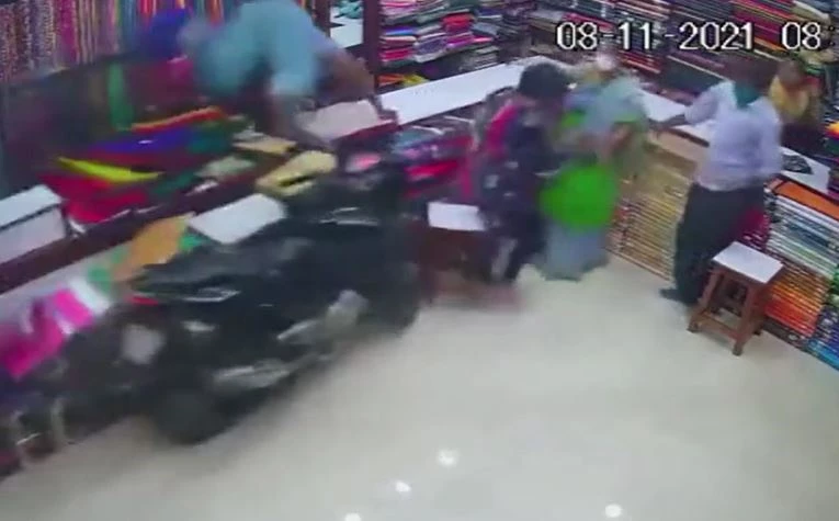 Ảnh cắt từ clip.