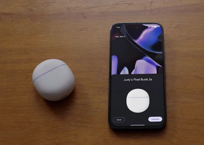 Google cho biết các tai nghe Pixel Buds bị ảnh hưởng đã được vá lỗi. Ảnh: Engadget.