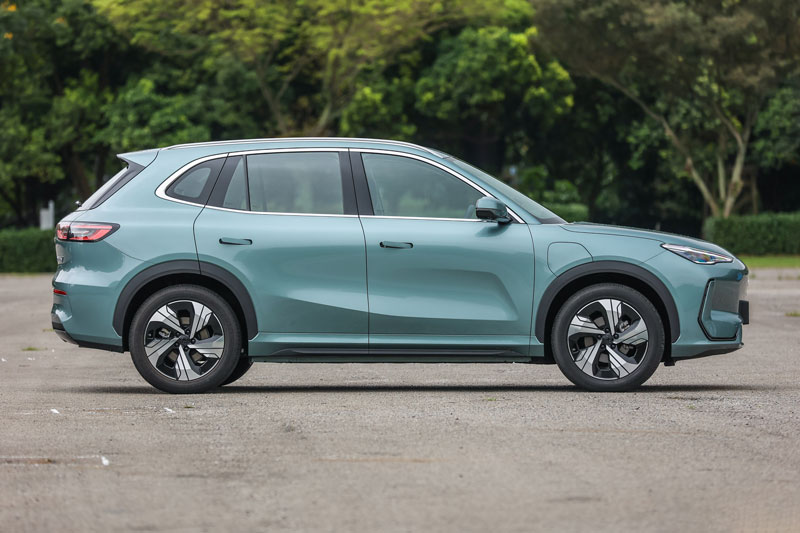 SUV hạng C công suất 214 mã lực, ngoại hình bắt mắt, giá hơn 670 triệu đồng