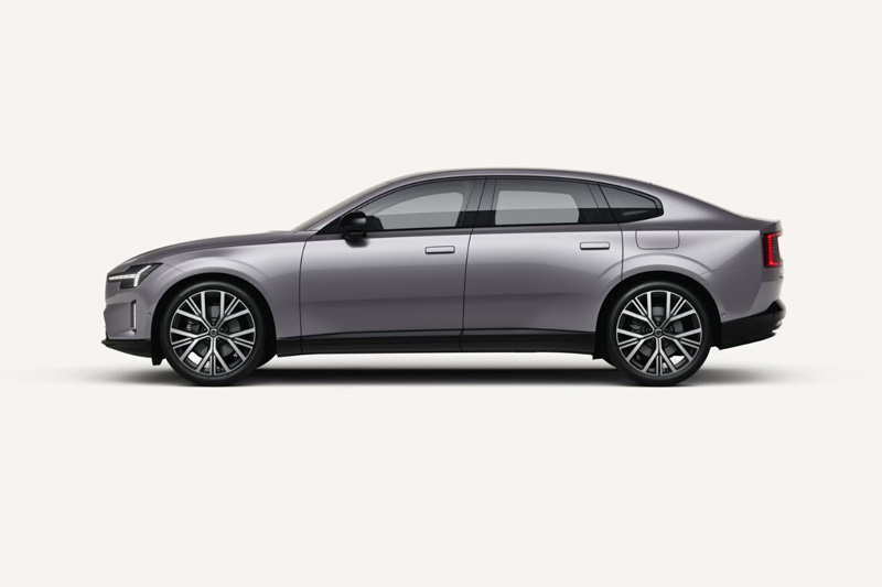 Xe sedan hạng sang công suất 333 mã lực, giá hơn 2,2 tỷ đồng, so kè với Mercedes-Benz EQE