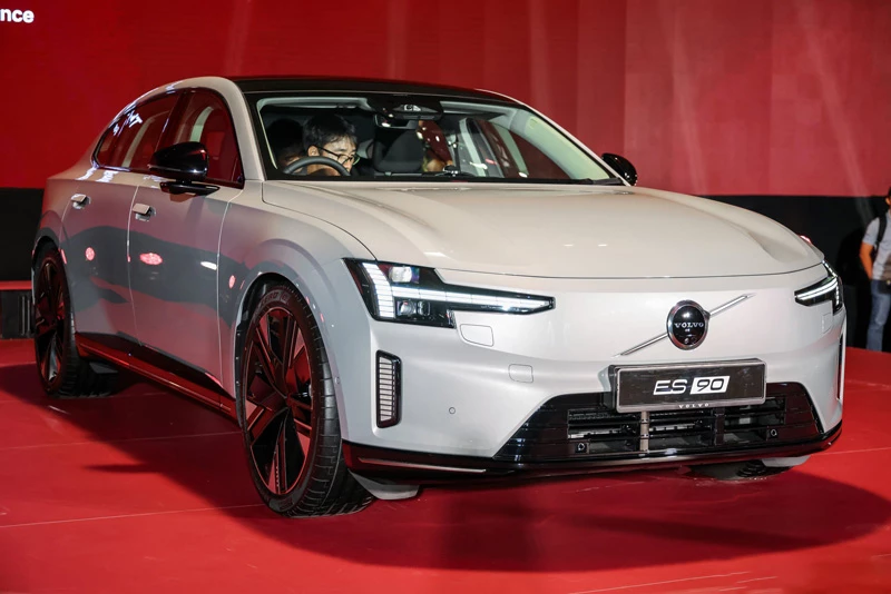 Volvo ES90 2026. Volvo ES90 2026.