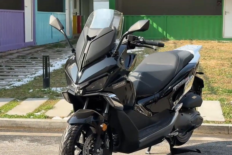 Xe tay ga 350cc, trang bị ngang Honda SH, giá gần 98 triệu đồng