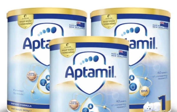 Yêu cầu ngừng bán sữa Aptamil nhiễm độc tố