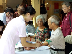 Đánh thức ‘mỏ vàng’ kinh tế chăm sóc