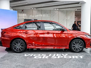 Toyota Vios Hybrid 2026 trình làng, siêu tiết kiệm xăng, giá gần 730 triệu đồng