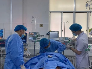 Áp dụng ECMO hybrid cứu sống bệnh nhân viêm tụy cấp nguy kịch