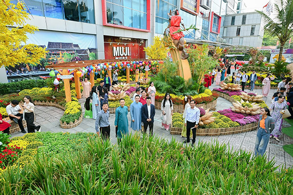 TP Hồ Chí Minh: Khai trương ‘Đường hoa xuân phường Tân Sơn Hoà – Menas’ lần thứ 5