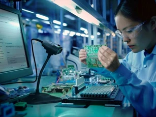 Từ cơ hội đến vị thế: Việt Nam cần bứt phá trong chuỗi giá trị bán dẫn toàn cầu