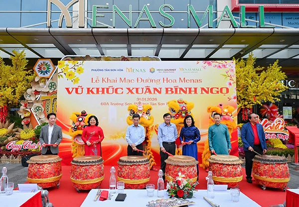 Thực hiện nghi thức khai trương “Đường hoa xuân phường Tân Sơn Hoà – Menas” lần thứ 5.