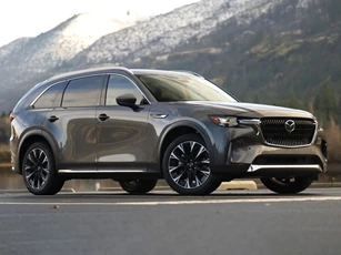 Mazda CX-90 PHEV nhận đặt cọc tại Việt Nam, giá dự kiến từ 2,5 tỷ đồng