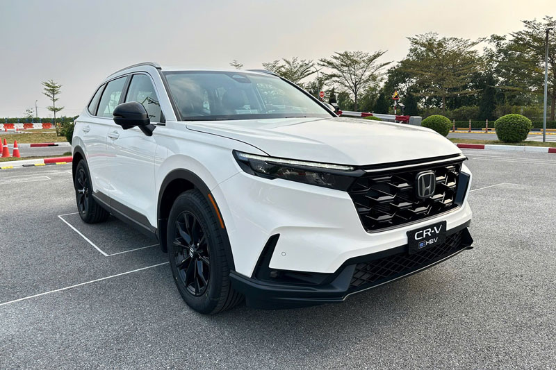 Honda CR-V hybrid lắp ráp trong nước ra mắt, thêm phiên bản mới
