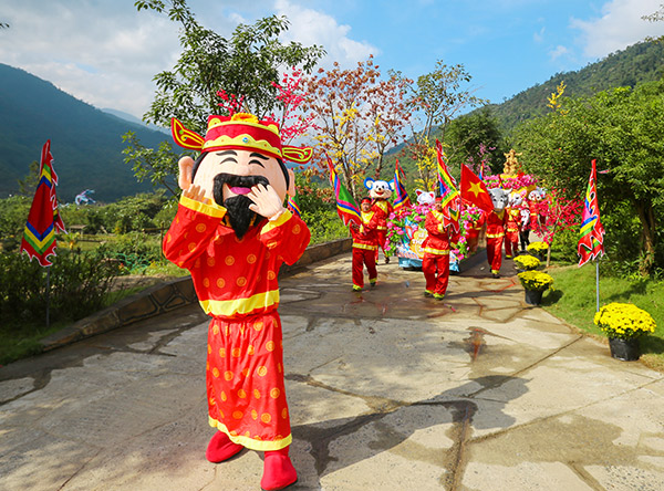 Đà Nẵng: Các khu du lịch lớn bước vào mùa lễ hội Tết