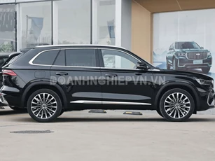 SUV cùng phân khúc với Hyundai Santa Fe, công suất 218 mã lực, giá hơn 520 triệu đồng