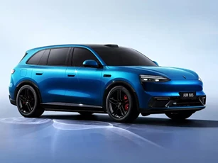 SUV hạng sang trang bị tiên tiến, giá hấp dẫn