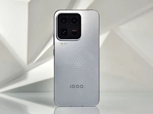 Smartphone gaming cấu hình ‘siêu khủng’, trang bị đỉnh cao, pin 7.400mAh, giá hơn 21 triệu