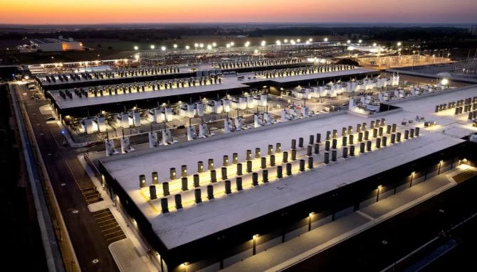 Trung tâm dữ liệu AI của Amazon Web Services tại New Carlisle, Indiana, Hoa Kỳ, ngày 3 tháng 10 năm 2025. Ảnh: Reuters.