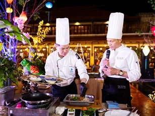 Chợ quê Tết tại Khu nghỉ dưỡng 5 sao Furama Resort Đà Nẵng