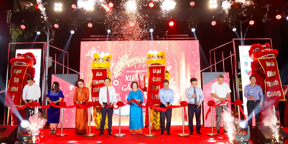 TP Hồ Chí Minh: Khai mạc Hội hoa xuân Phú Mỹ Hưng Tết Bính Ngọ 2026