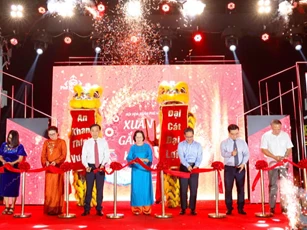 TP Hồ Chí Minh: Khai mạc Hội hoa xuân Phú Mỹ Hưng Tết Bính Ngọ 2026