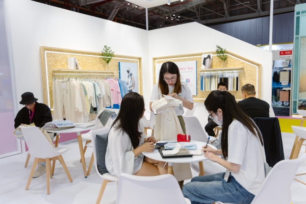 Cải tiến công nghệ sản xuất, thúc đẩy phát triển ngành dệt may