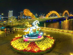 Đà Nẵng mở cửa 14 điểm trang trí chào đón Tết Bính Ngọ 2026