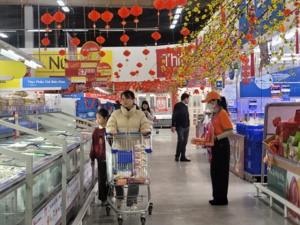 Nhiều siêu thị đồng loạt mở cửa từ mùng 2 Tết