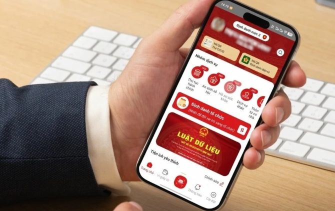 Nghiên cứu tích hợp mạng xã hội với VNeID để định danh người dùng